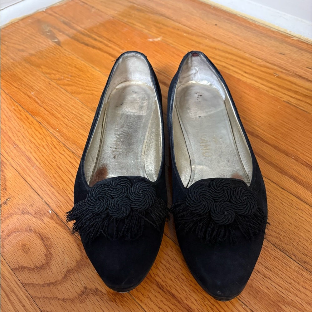 Vintage Salvatore Ferragamo Black Suede Loafers – Size 6.5 B 🖤